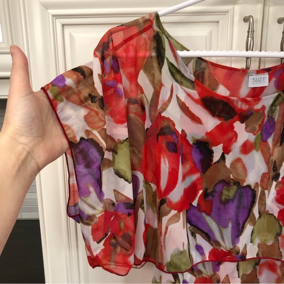 Suzy Shier layered women’s blouse - Picture 3 of 8